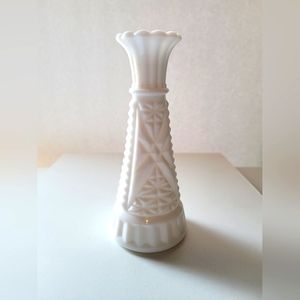 Vintage milk glass vase